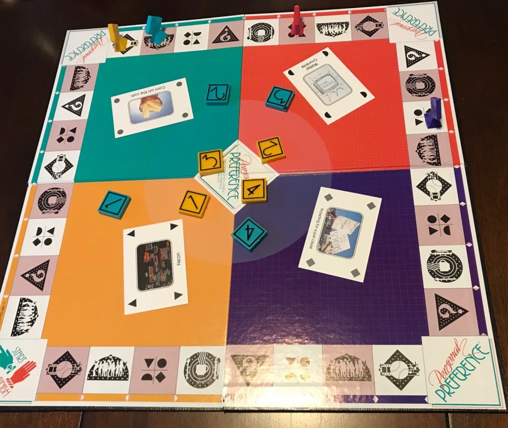 An overview of the board, the circle is a very lighter color in center